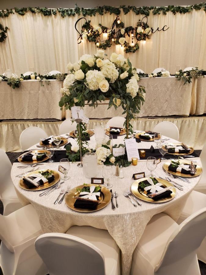 Crossroads Hotel And Huron Event Center 외부 사진